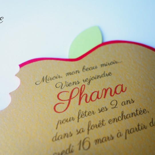 Camille 2 Z Ailes E Invitation Pomme Croquee Princesse Blanche Neige Disney