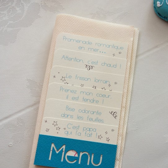 menu-cartons-peps-ivoire-irise-bleu-bermude-1